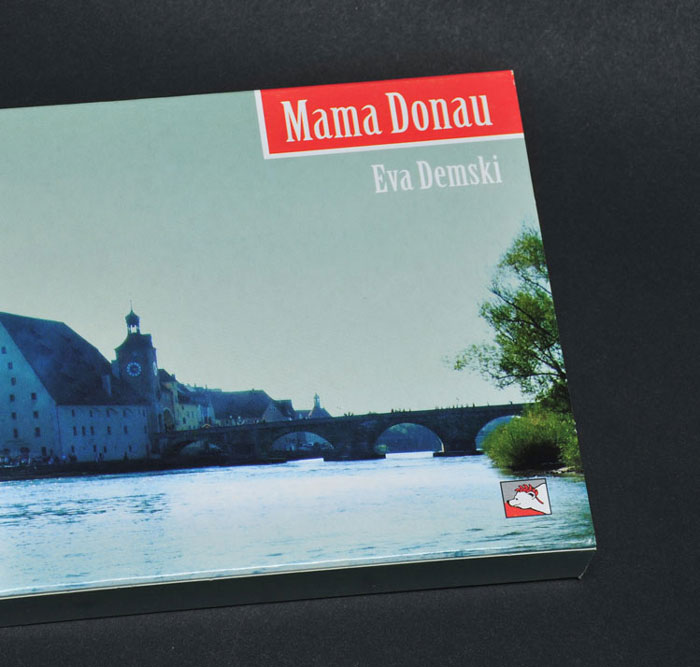 Mama Donau 01